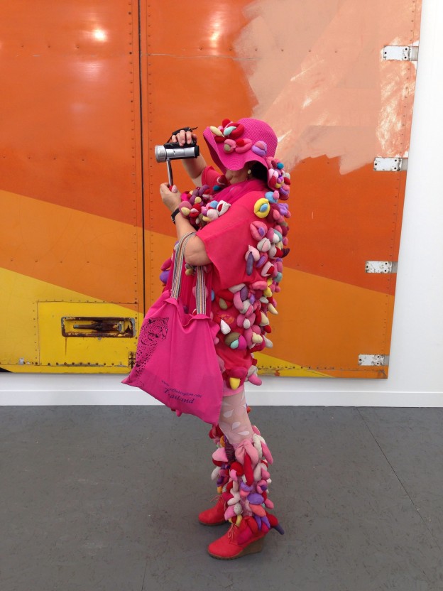 Artsy Bottoms - Artsy fashions spotted at art events